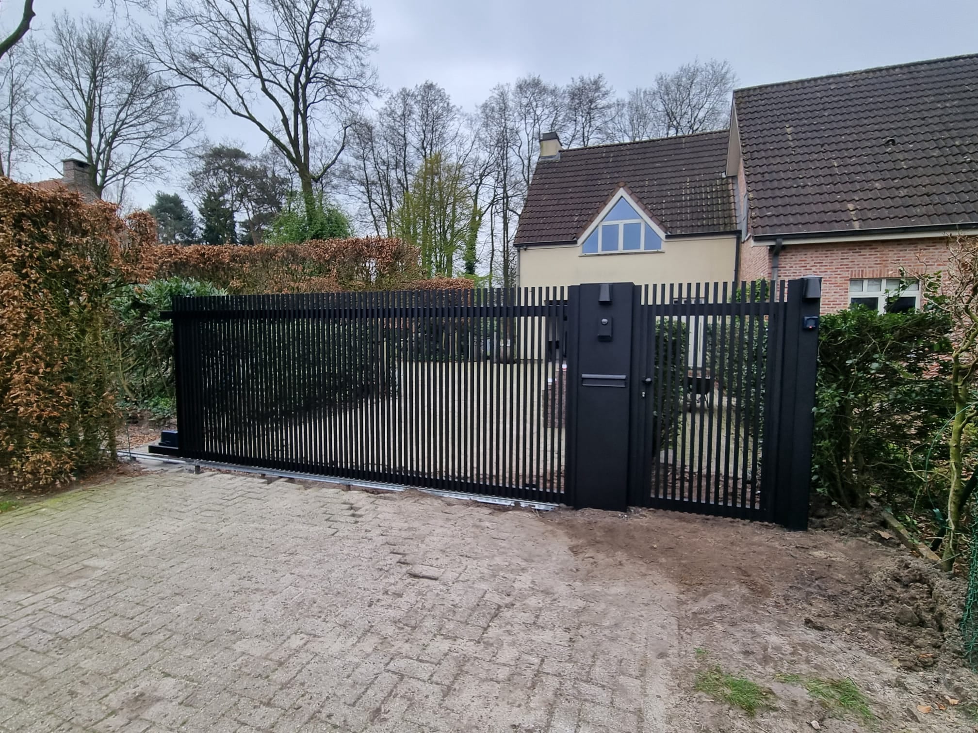 Meeusen Aluminium Poorten Rijkevorsel